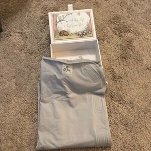 Ollie Swaddle Grey